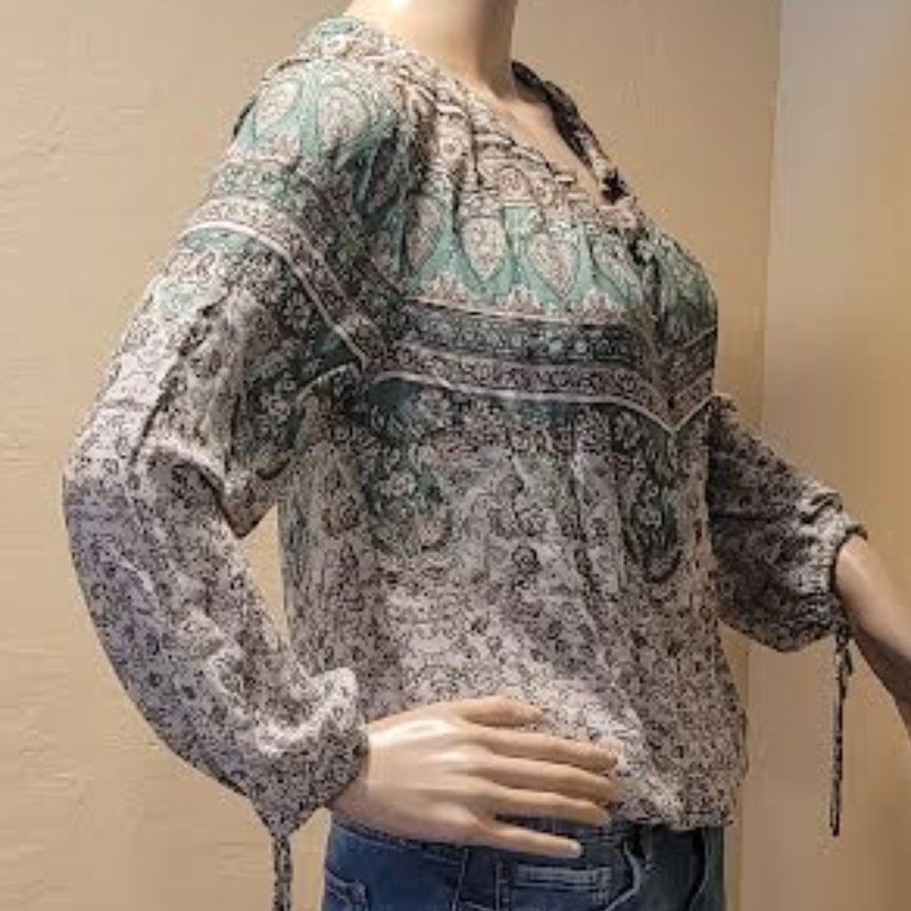 Lucky Brand - long sleeve, lightweight elastic sleeve & waistband -Medium